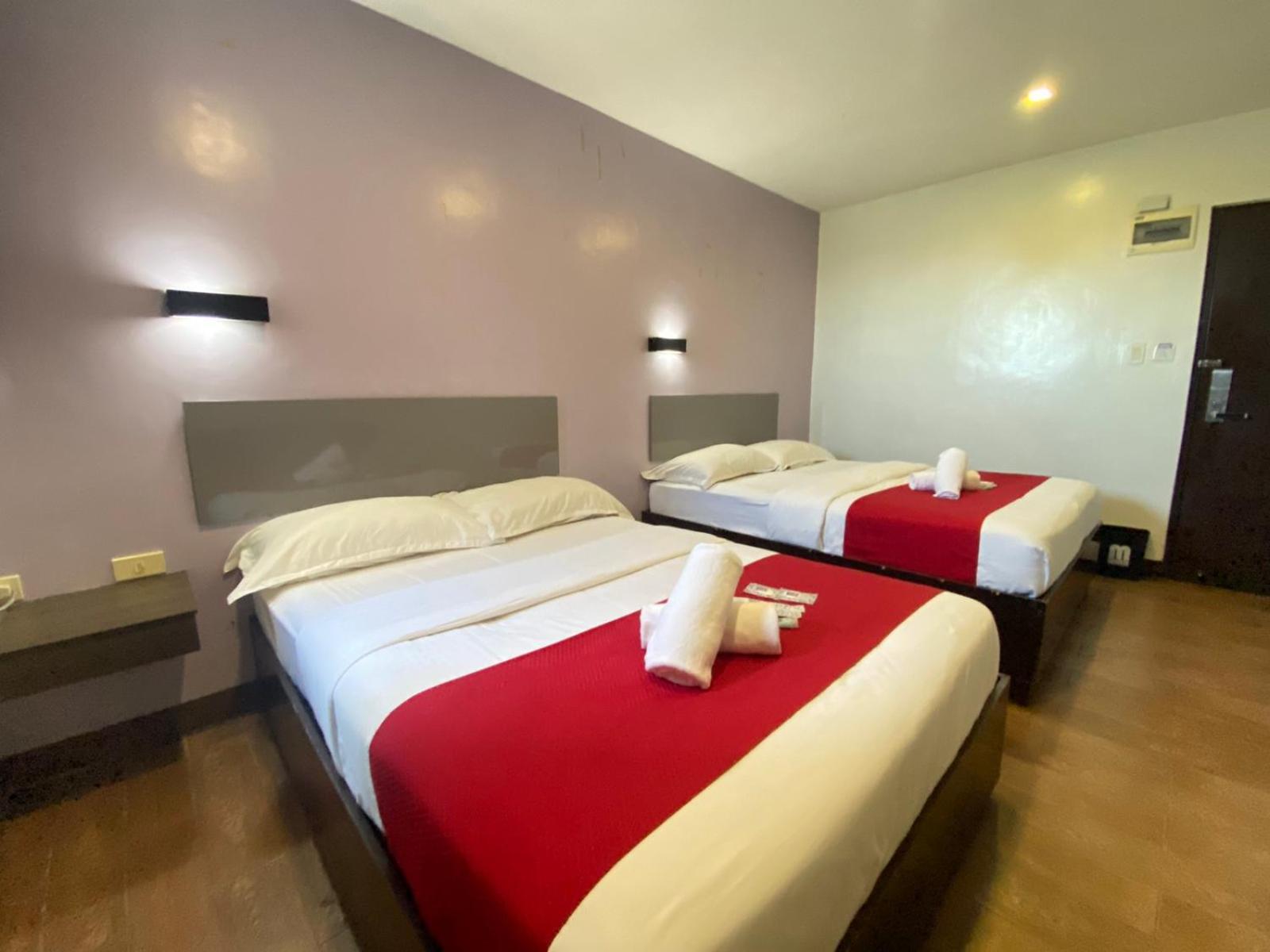 Mc Hotel Novaliches Caloocan Екстериор снимка